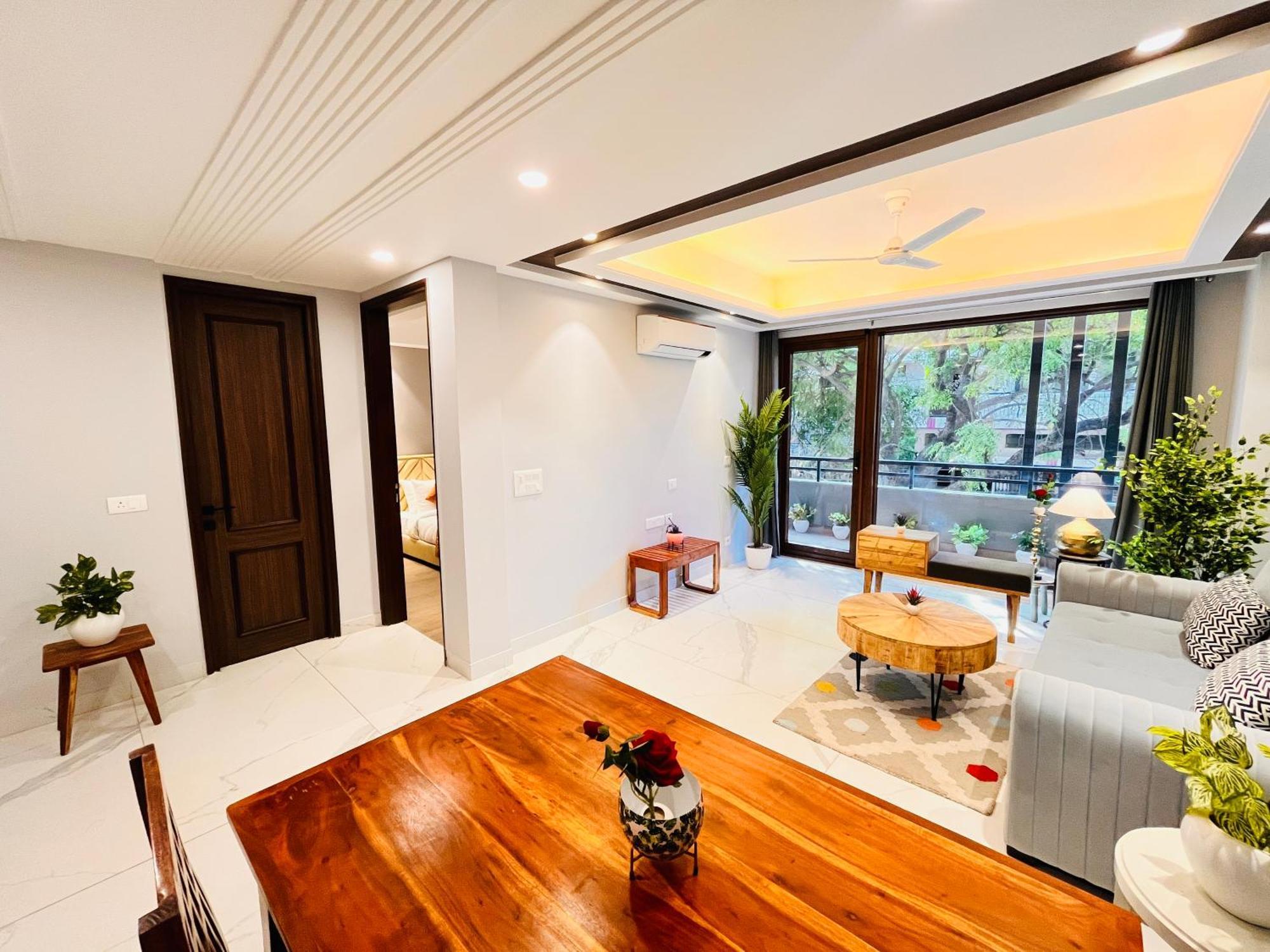Hotel Gianmala Residency South Extension Near Aiims Delhi Нью-Дели Экстерьер фото