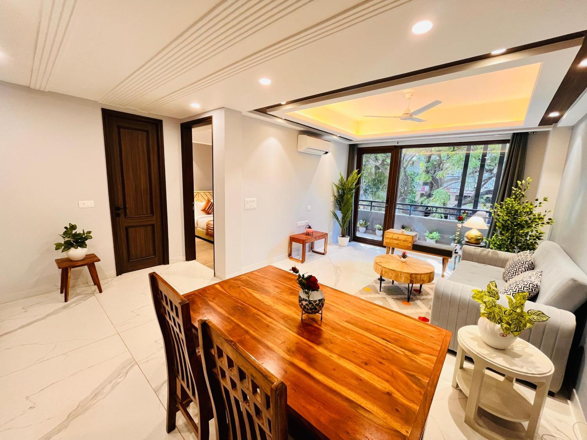 Hotel Gianmala Residency South Extension Near Aiims Delhi Нью-Дели Экстерьер фото