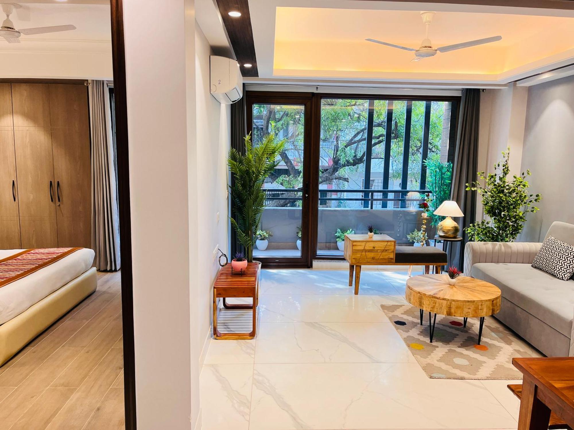 Hotel Gianmala Residency South Extension Near Aiims Delhi Нью-Дели Экстерьер фото